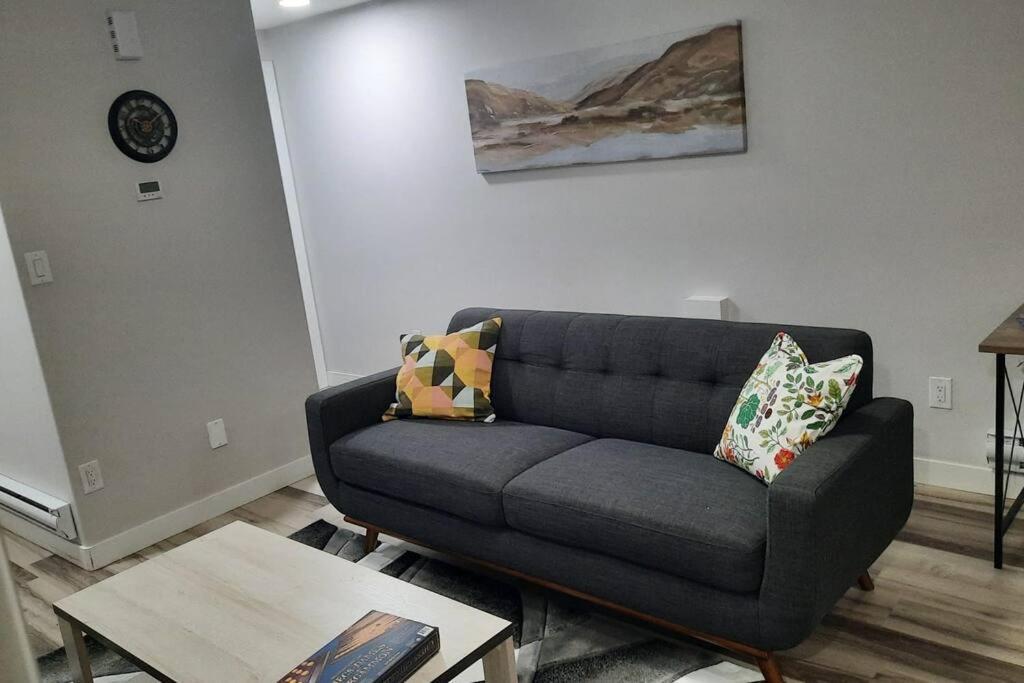 אדמונטון Carsonway Basement Suite מראה חיצוני תמונה